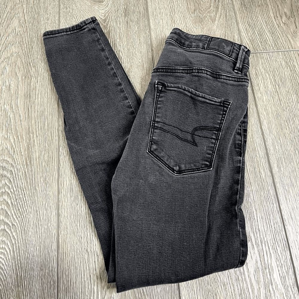 American Eagle Outfitters Super Stretch Sky High Jegging US 2 Short